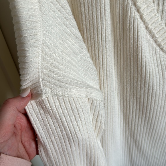 Wild Fable Ribbed Long Sleeve Tee - Picture 4 of 8